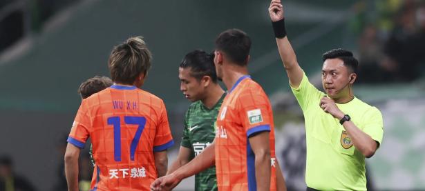 亿万28-转折点！山东泰山豪取连胜，社区盾关键时刻攻防权衡，态度坚定，临场指挥获称赞的简单介绍