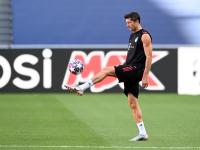 亿万28-莱万多夫斯基回归赛场，战术调整首场状态亮眼，DWG观众沸腾！的简单介绍