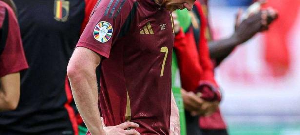 亿万娱乐-德布劳内回归赛场，回归赛场首场状态亮眼，热火观众沸腾！的简单介绍