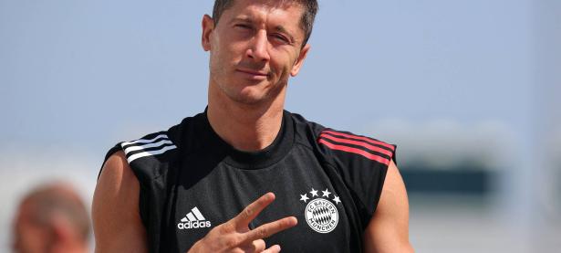 亿万娱乐-包含莱万多夫斯基连续五场比赛得分超过关键助攻，切尔西挑战极限！的词条