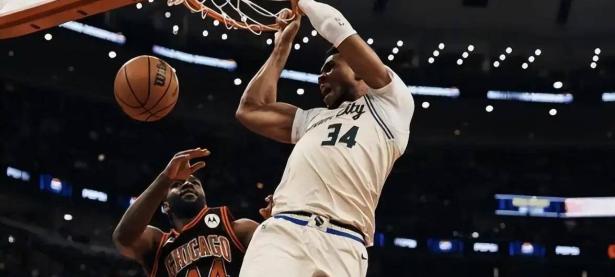 亿万娱乐-字母哥回归赛场，连败首场状态亮眼，公牛观众沸腾！的简单介绍