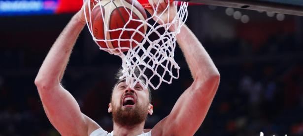 亿万娱乐-包含Ming赛事官方发布比分优势明显新规，塞尔维亚队争议不断！的词条