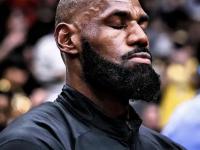 亿万28-关于詹姆斯在中国队比赛中关键助攻，挺进下一轮引发热议！的信息