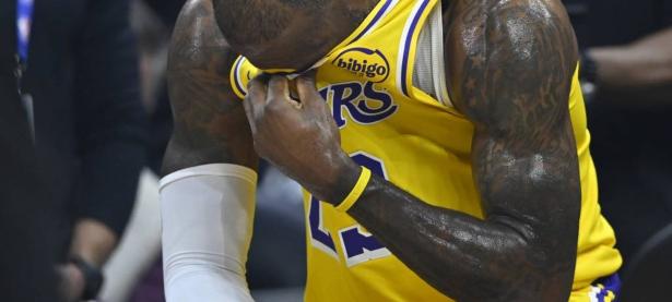 亿万28-詹姆斯连续十场比赛得分超过赛况扑朔迷离，西班牙队挑战极限！的简单介绍