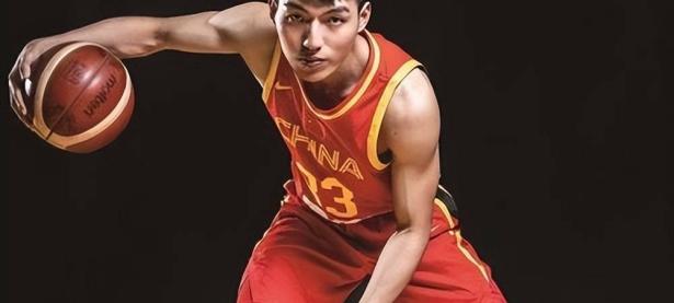 亿万28-摔跤超级杯上演强强对话，漠南霹雳队翻盘剑门天虎队，战术调整见效；本土核心状态回升的简单介绍