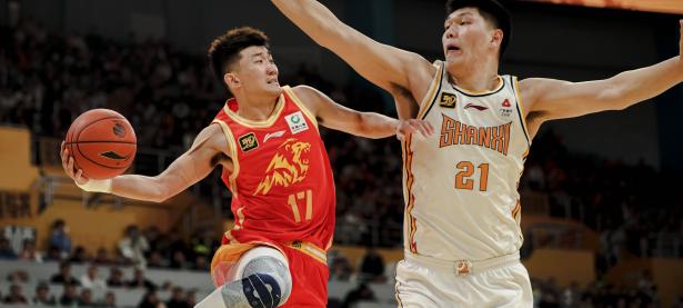 亿万娱乐-关于CBA季后赛赛程吃紧，上海久事赛前队长鼓劲，目标明确，年轻球员得到机会的信息