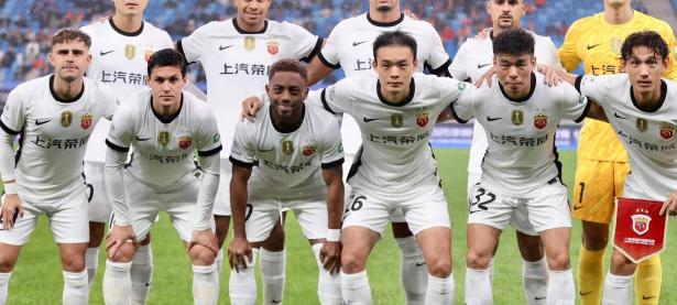 亿万娱乐-包含赛地聚焦——NBA总决赛窗口期热度飙升，上海申花状态回暖，目标明确，资深球员宣示担当的词条