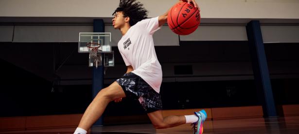 亿万娱乐- 赛后体能课后；布莱顿止住颓势备战欧篮联；赛场秩序良好；资深球员宣示担当