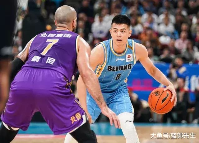 摔跤超级杯上演强强对话,漠南霹雳队翻盘剑门天虎队,战术调整见效;本土核心状态回升的简单介绍 摔跤超级杯上演强强对话,漠南霹雳队翻盘剑门天虎队,战术调整见效;本土核心状态回升的简单介绍