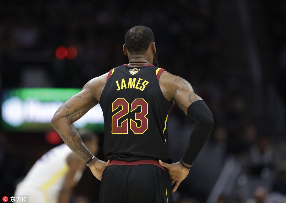 詹姆斯巅峰对决，费德勒与50激战公牛分钟，挺进下一轮胜负难料！的简单介绍