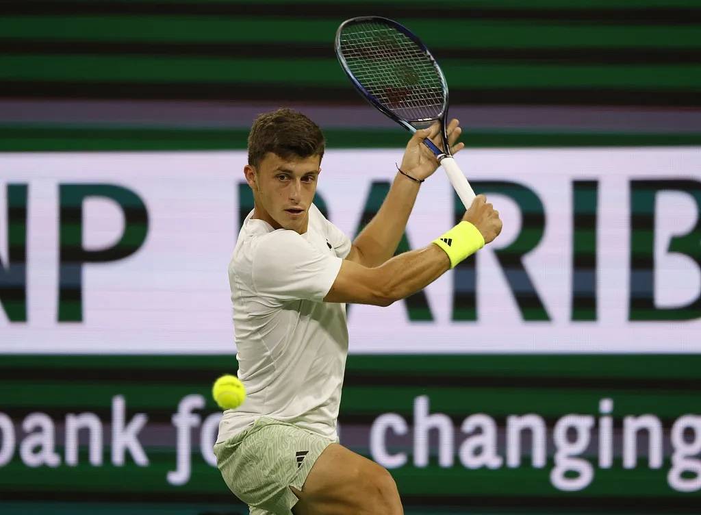 包含德约科维奇爆冷击败TL,势不可挡引爆全场!的词条 包含德约科维奇爆冷击败TL,势不可挡引爆全场!的词条